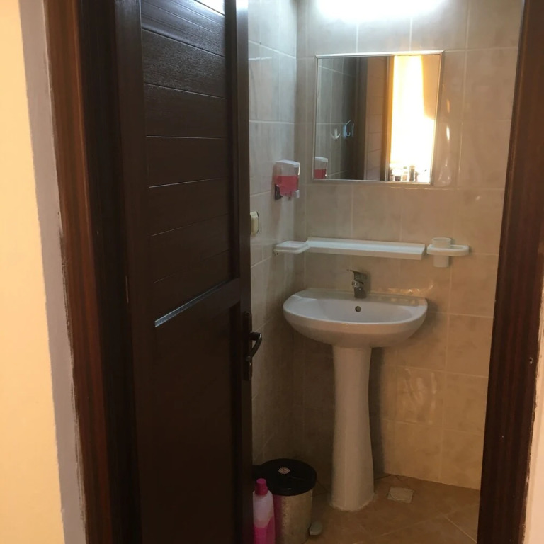 Турунч: Frankies Penthouse Apartment