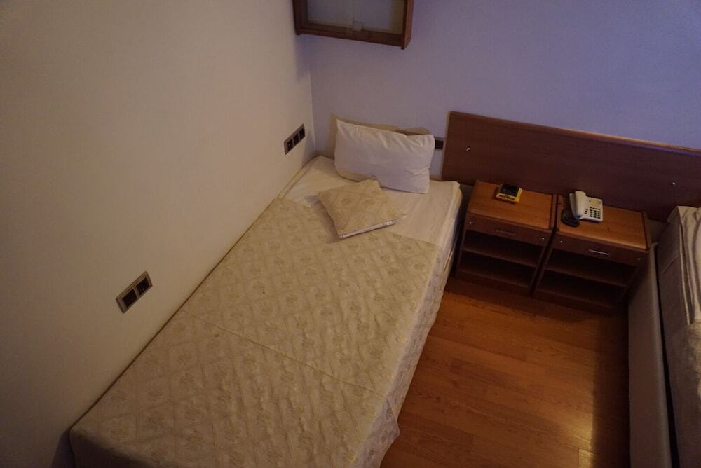 Конья: Nora Otel