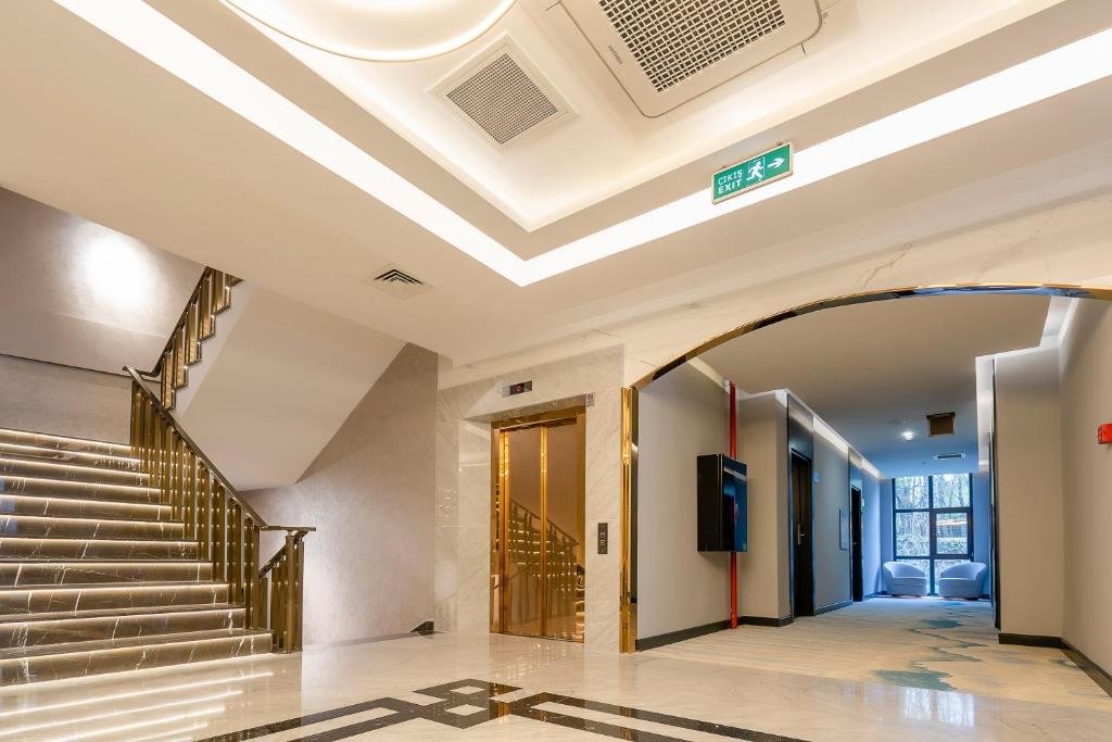 Янык: Aileena Hotel & Villas