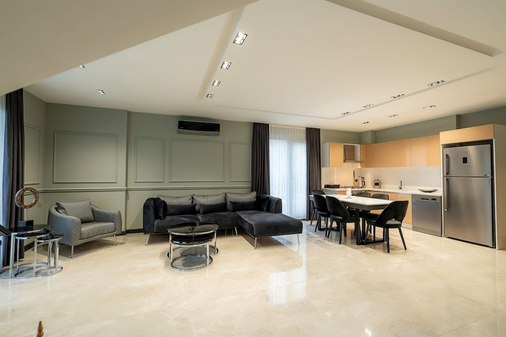 Янык: Aileena Hotel & Villas