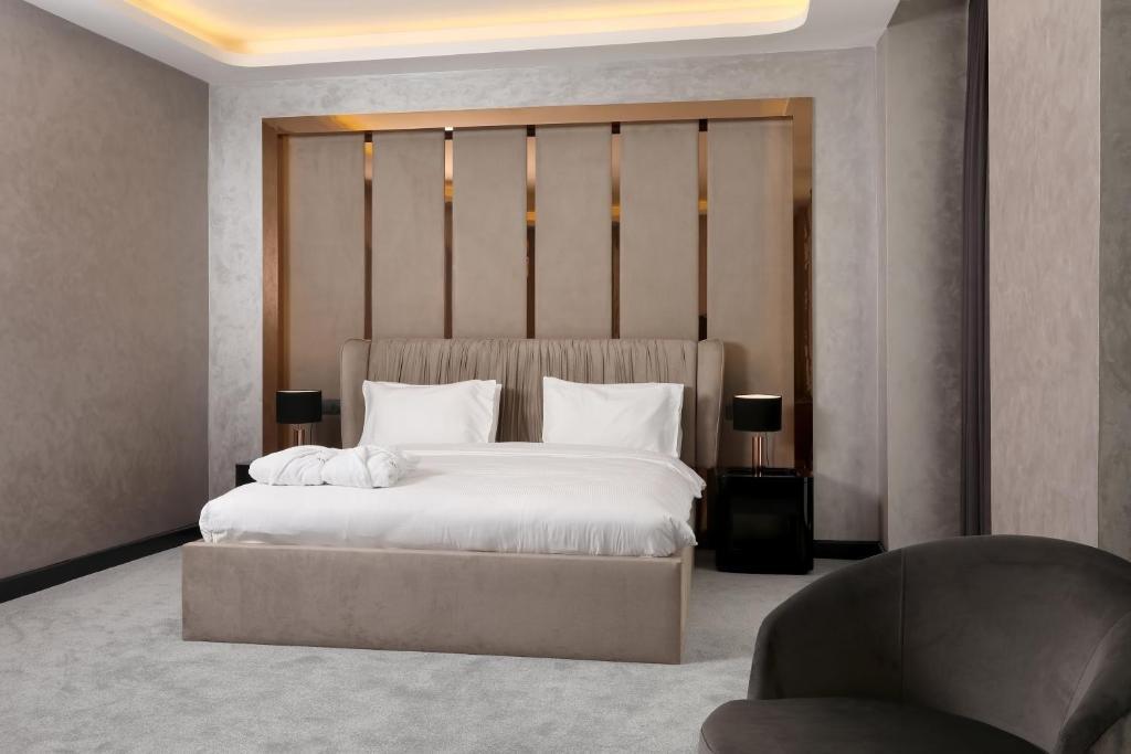 Янык: Aileena Hotel & Villas