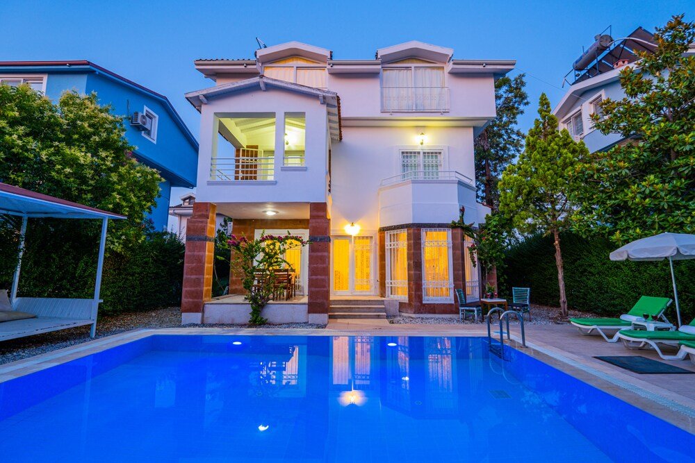 Фетхие: Infinity Beyaz Villa