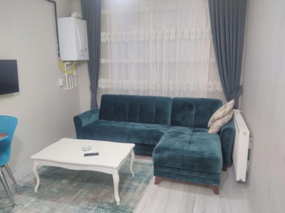 Ван: Griffon Apart Hotel