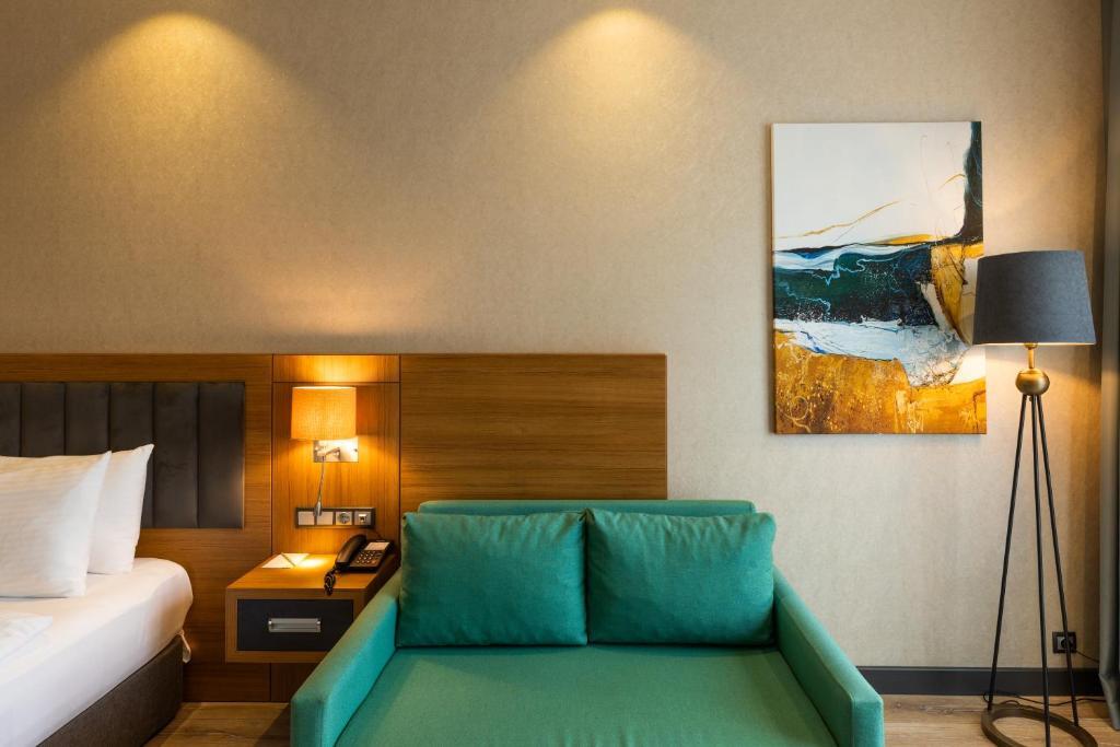 Йомра: Holiday Inn Trabzon-East