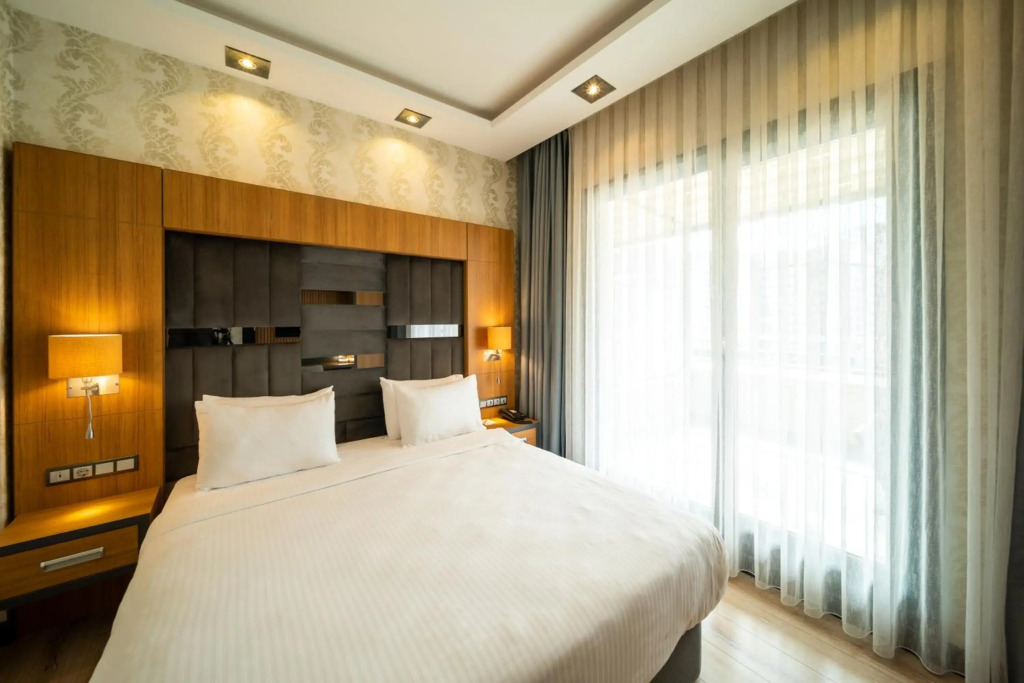 Йомра: Holiday Inn Trabzon-East