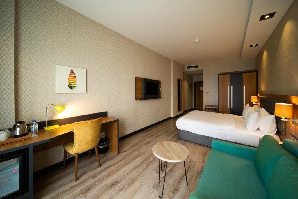 Йомра: Holiday Inn Trabzon-East