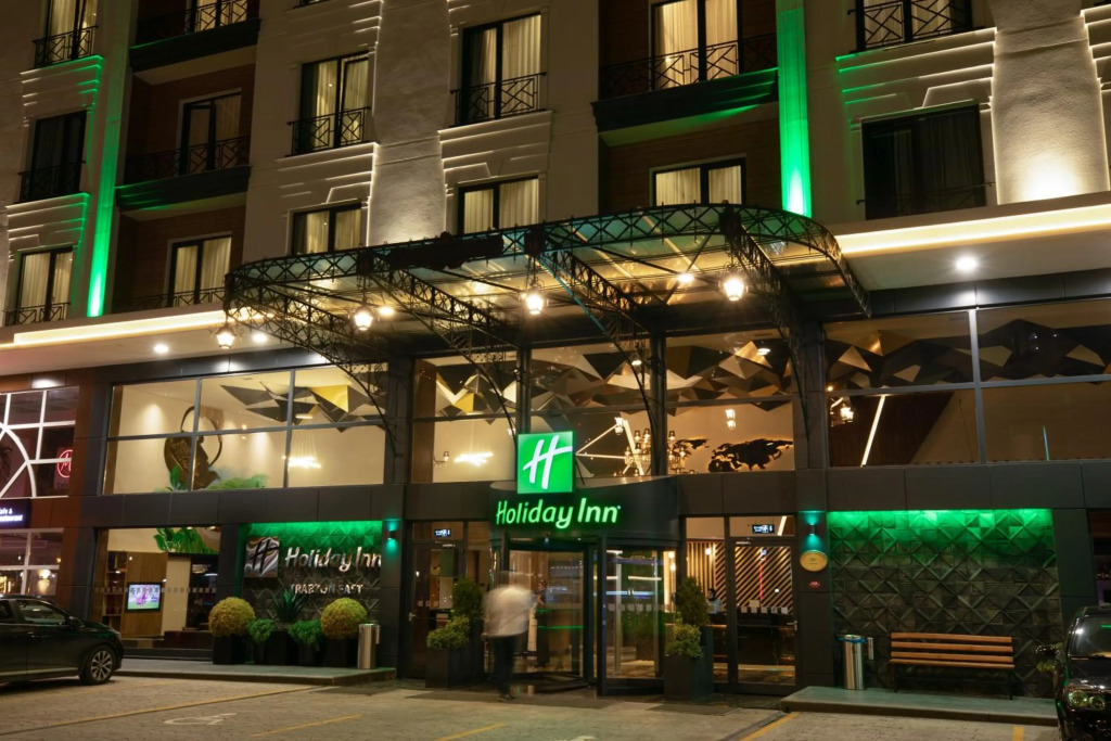Йомра: Holiday Inn Trabzon-East