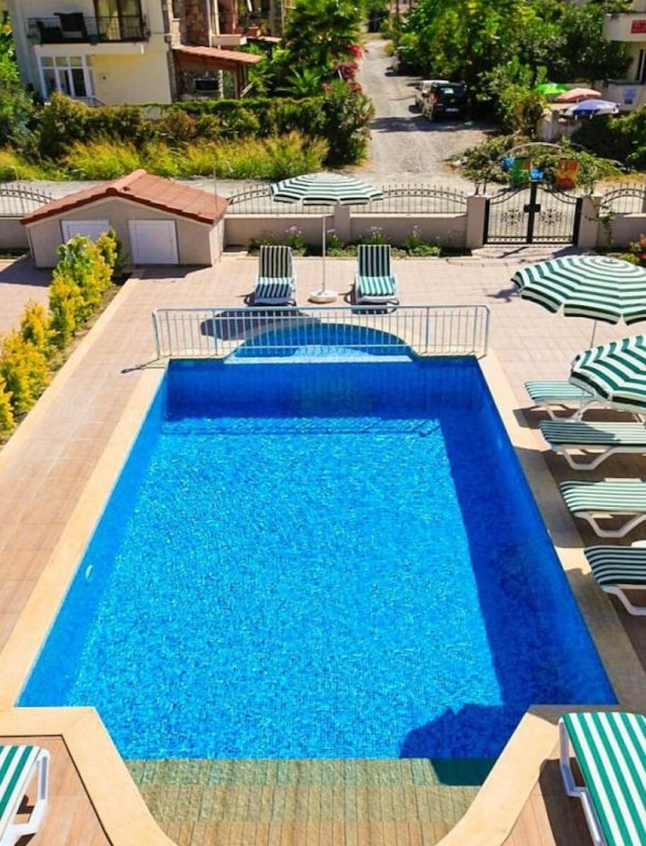 Дальян: Villa Canberk Large Private Pool A C Wifi Car Not Required
