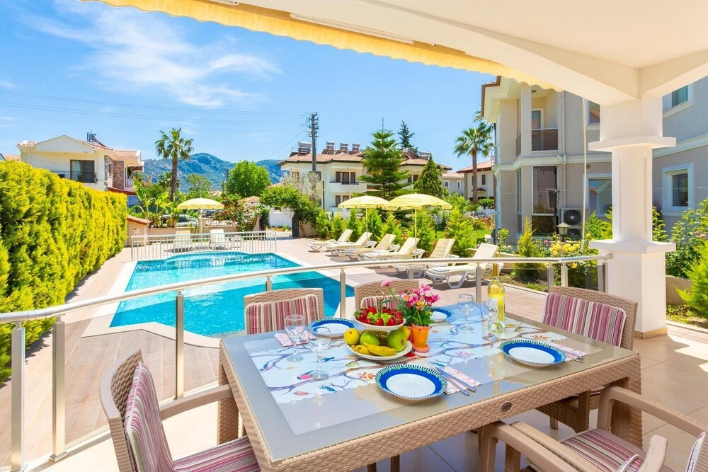 Дальян: Villa Canberk Large Private Pool A C Wifi Car Not Required