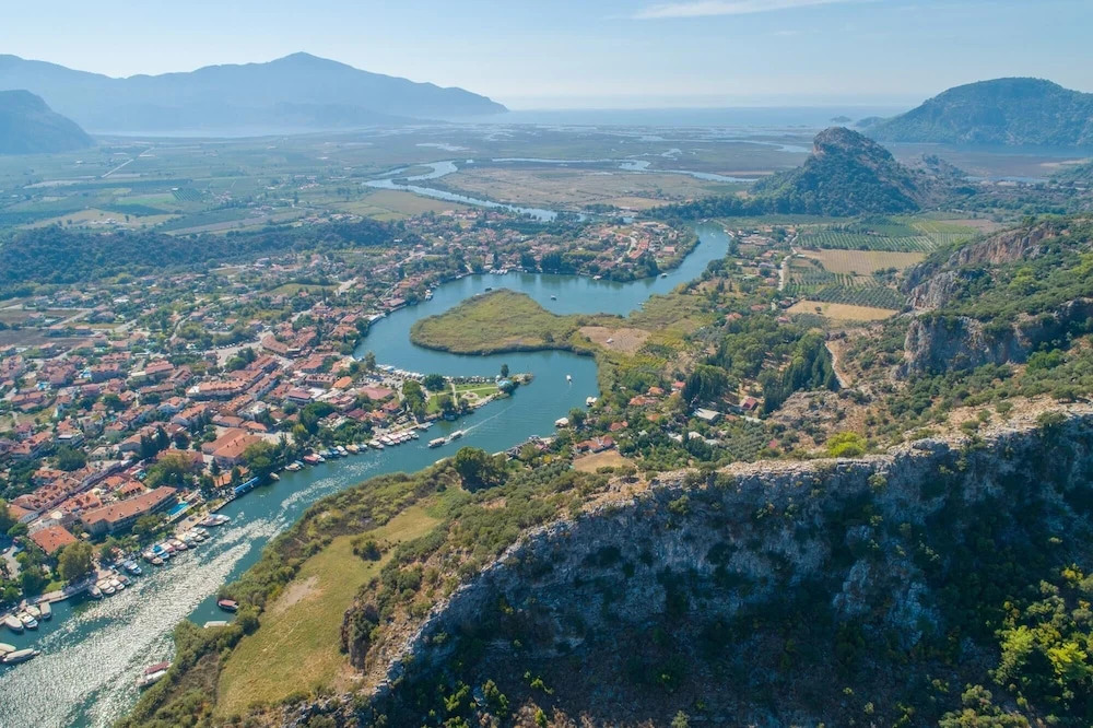 Дальян: Villa Canberk Large Private Pool A C Wifi Car Not Required