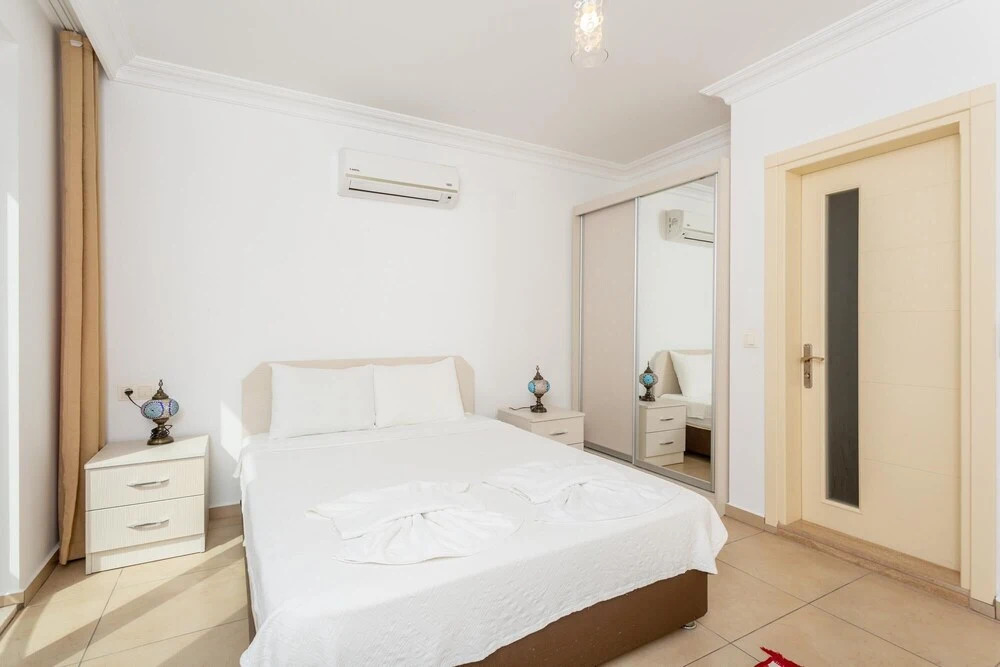 Дальян: Villa Canberk Large Private Pool A C Wifi Car Not Required