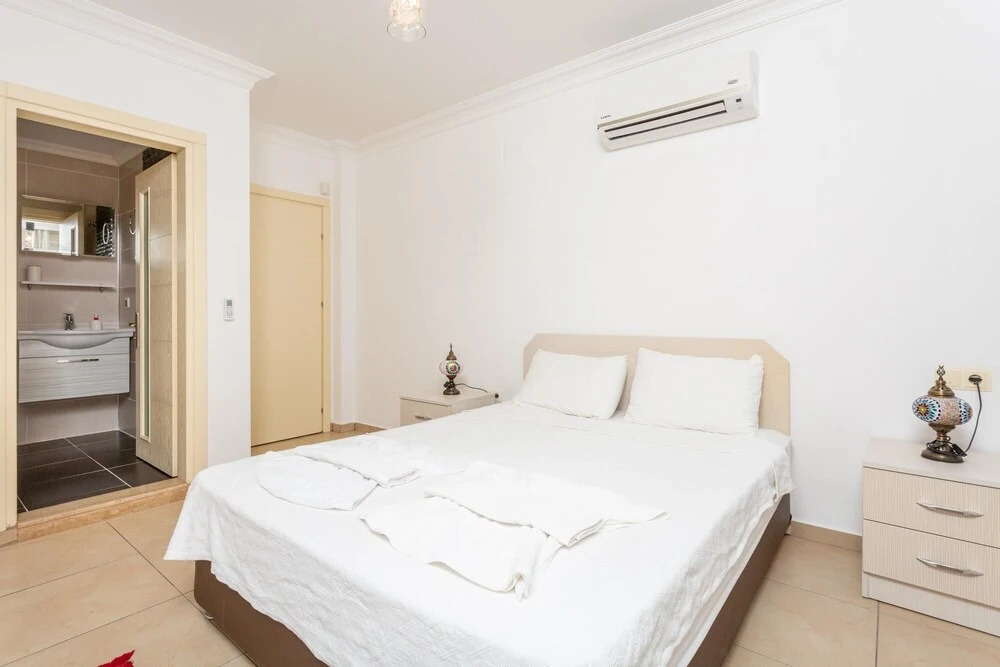 Дальян: Villa Canberk Large Private Pool A C Wifi Car Not Required