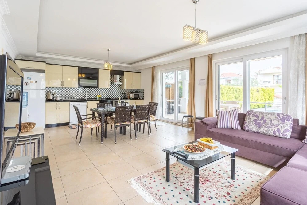 Дальян: Villa Canberk Large Private Pool A C Wifi Car Not Required