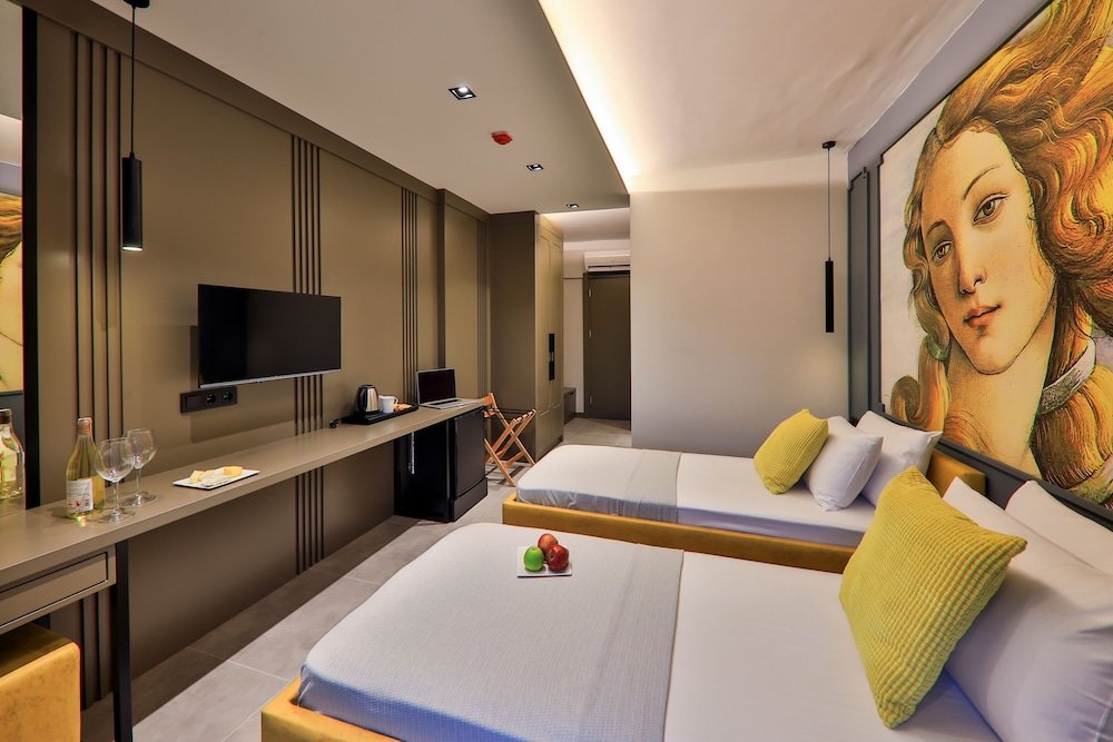 Каш: Neva Boutique Hotel