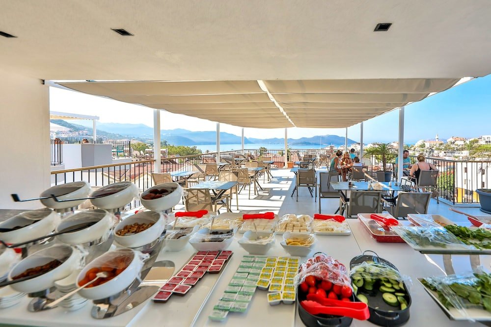 Каш: Neva Boutique Hotel
