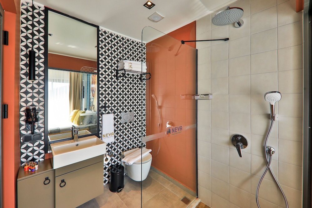 Каш: Neva Boutique Hotel