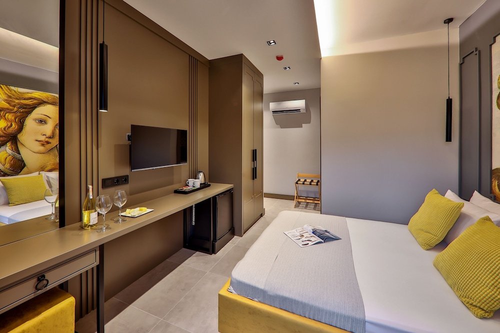 Каш: Neva Boutique Hotel