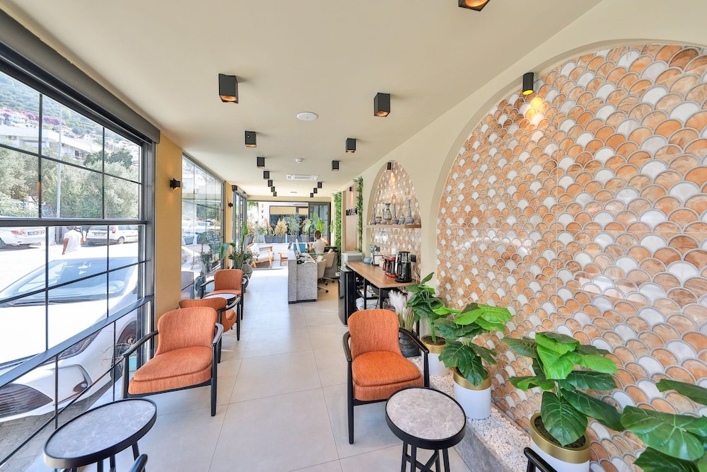 Каш: Neva Boutique Hotel