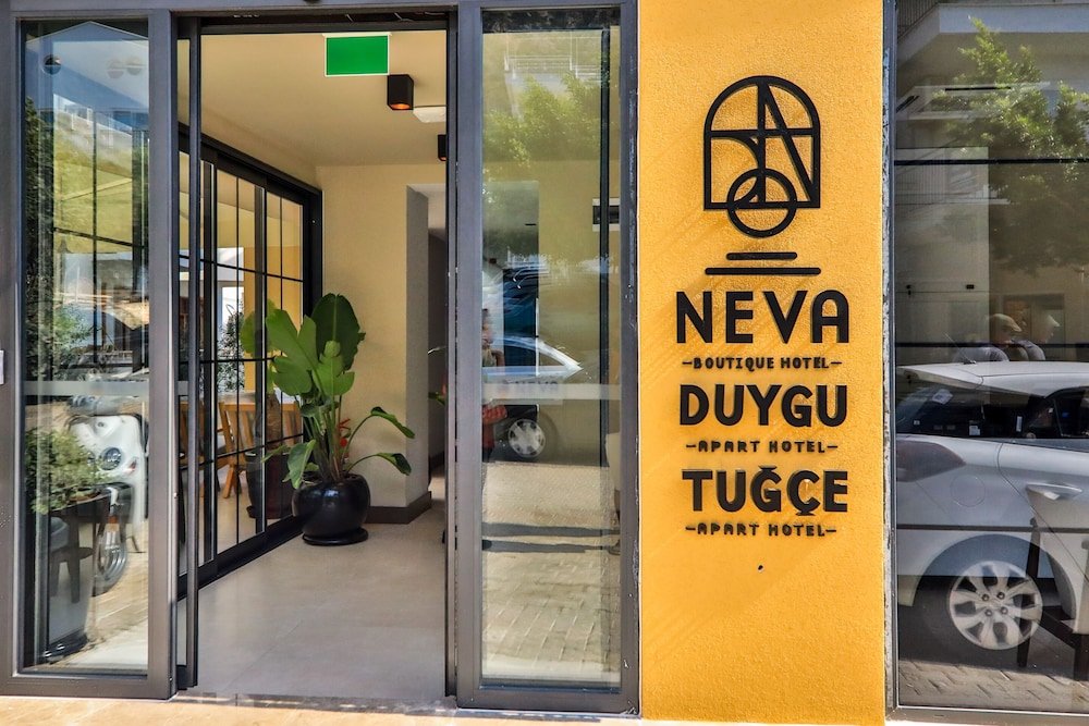 Каш: Neva Boutique Hotel