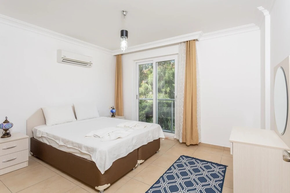Дальян: Villa Gunsu Large Private Pool A C Wifi Car Not Required