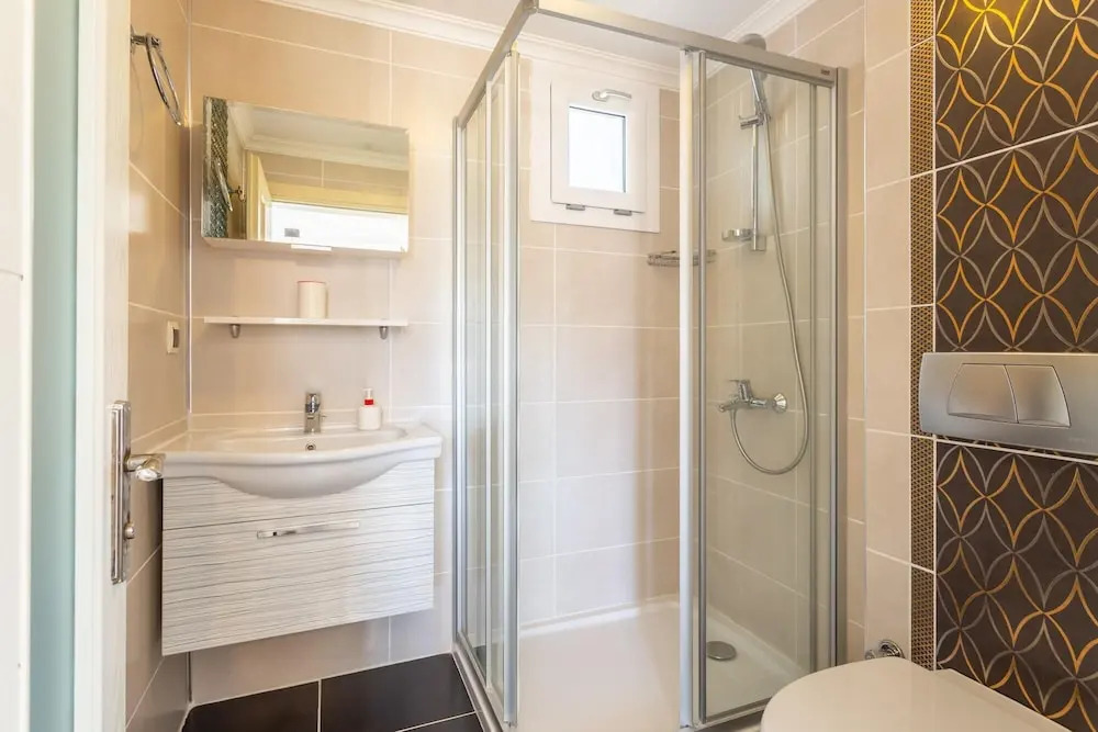 Дальян: Villa Gunsu Large Private Pool A C Wifi Car Not Required