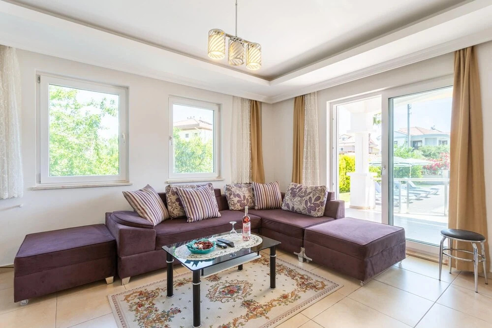 Дальян: Villa Gunsu Large Private Pool A C Wifi Car Not Required