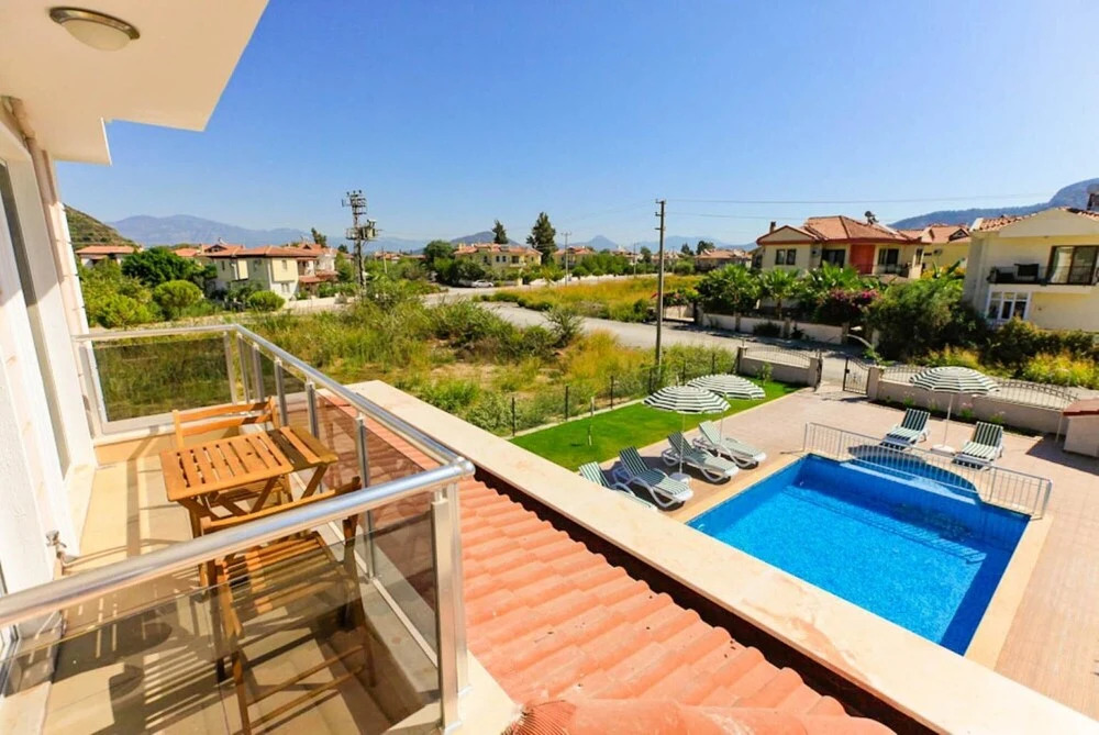 Дальян: Villa Gunsu Large Private Pool A C Wifi Car Not Required