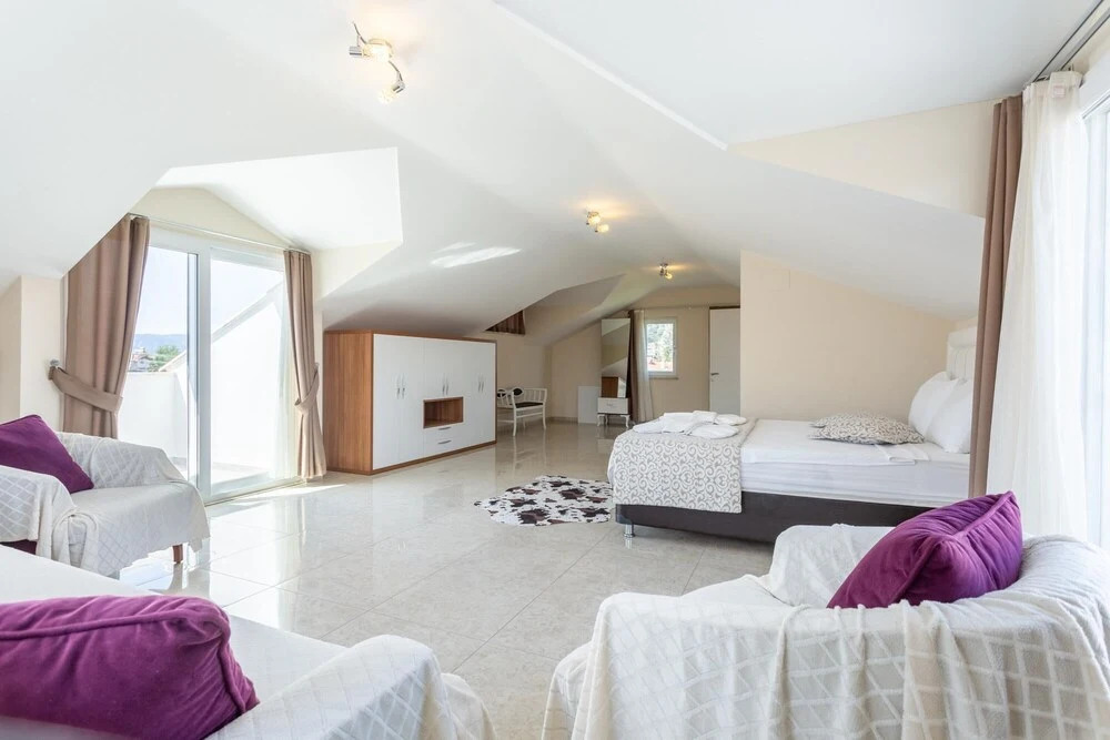 Дальян: Villa Seda Large Private Pool A C Wifi Car Not Required