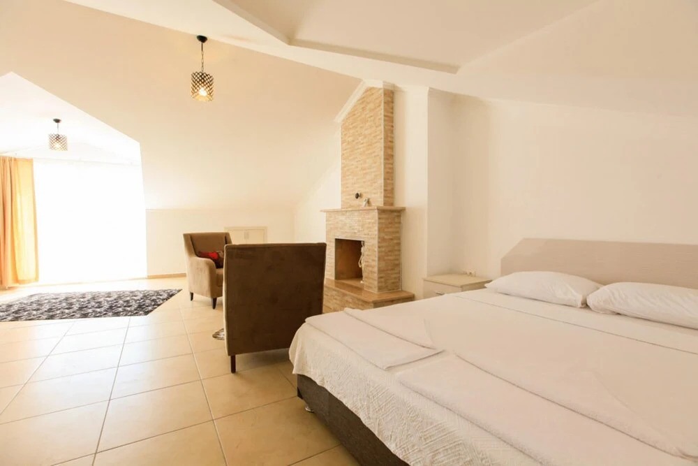 Дальян: Villa Seda Large Private Pool A C Wifi Car Not Required
