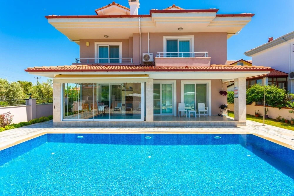 Дальян: Villa Seda Large Private Pool A C Wifi Car Not Required