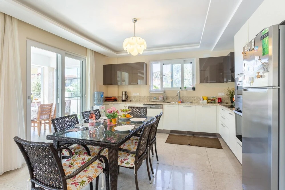 Дальян: Villa Seda Large Private Pool A C Wifi Car Not Required