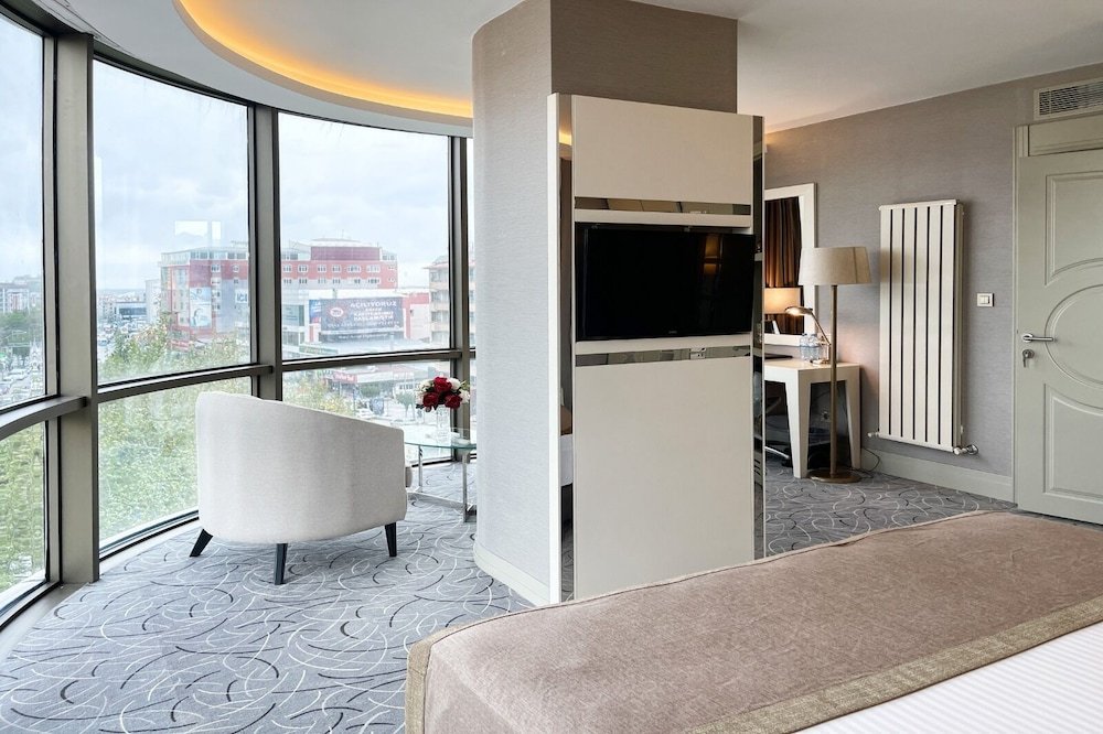 Ван: The Conforium Hotel Van