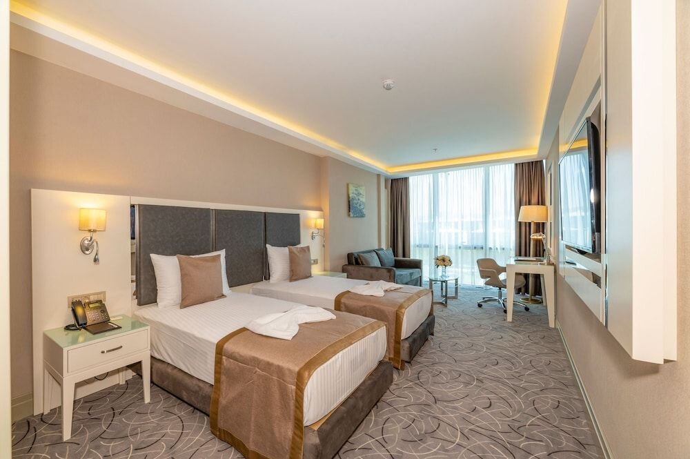 Ван: The Conforium Hotel Van