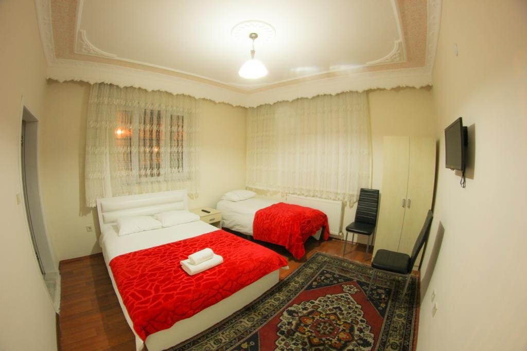 Учисар: Kandil Cave House