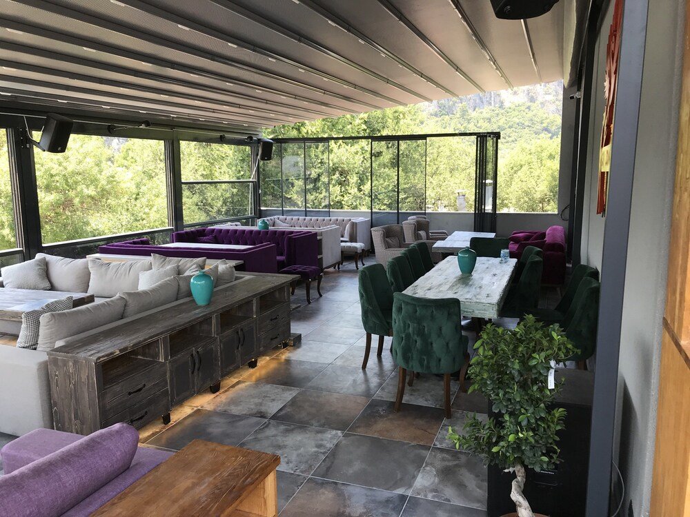 Дальян: Palmyra Hotel & Sky Lounge