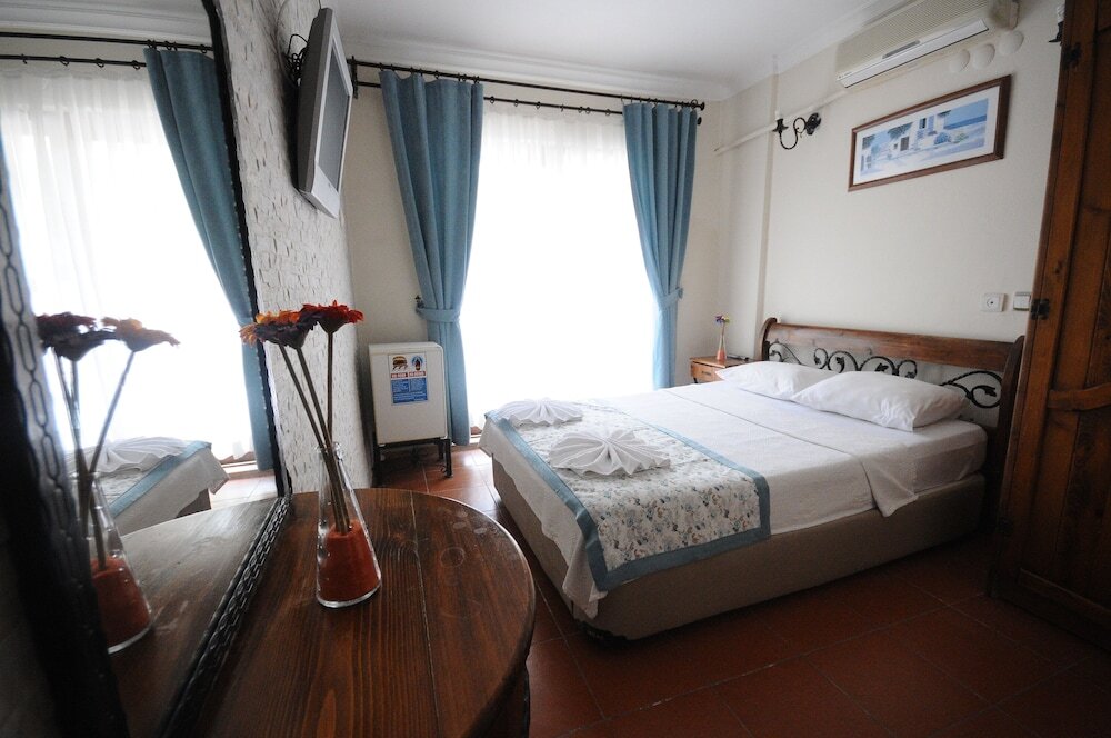 Дальян: Palmyra Hotel & Sky Lounge