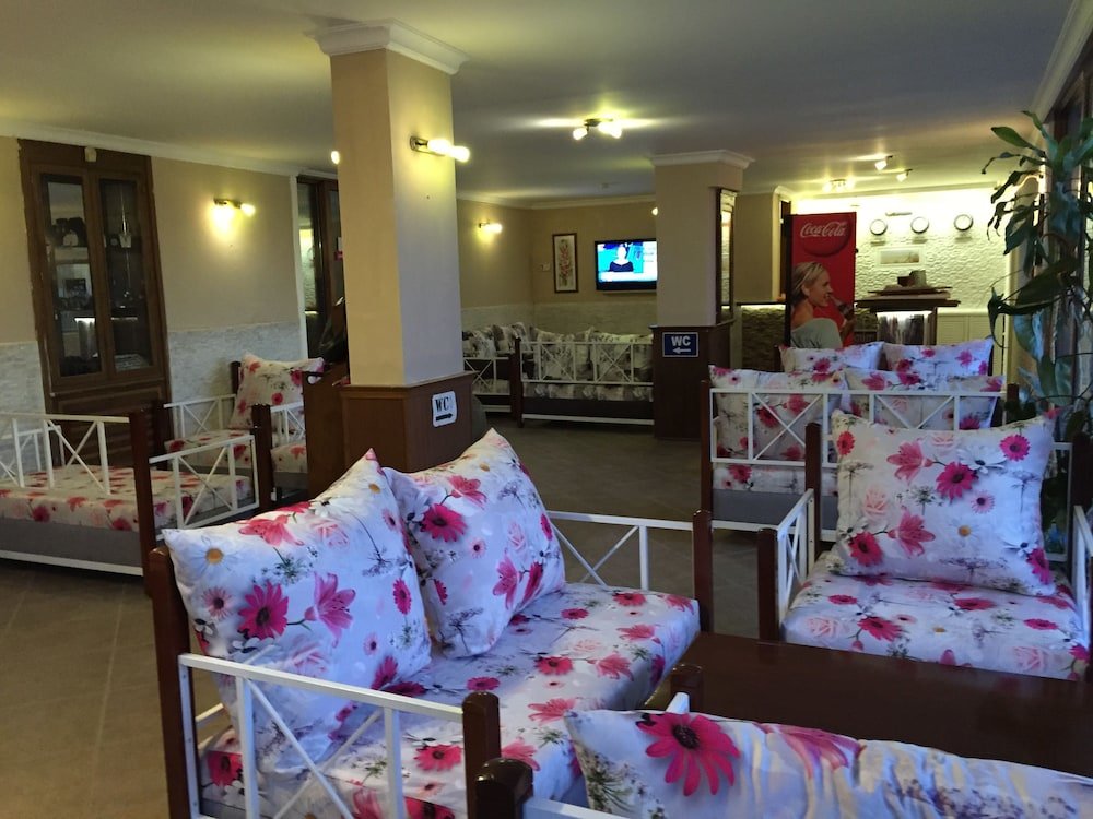 Дальян: Palmyra Hotel & Sky Lounge