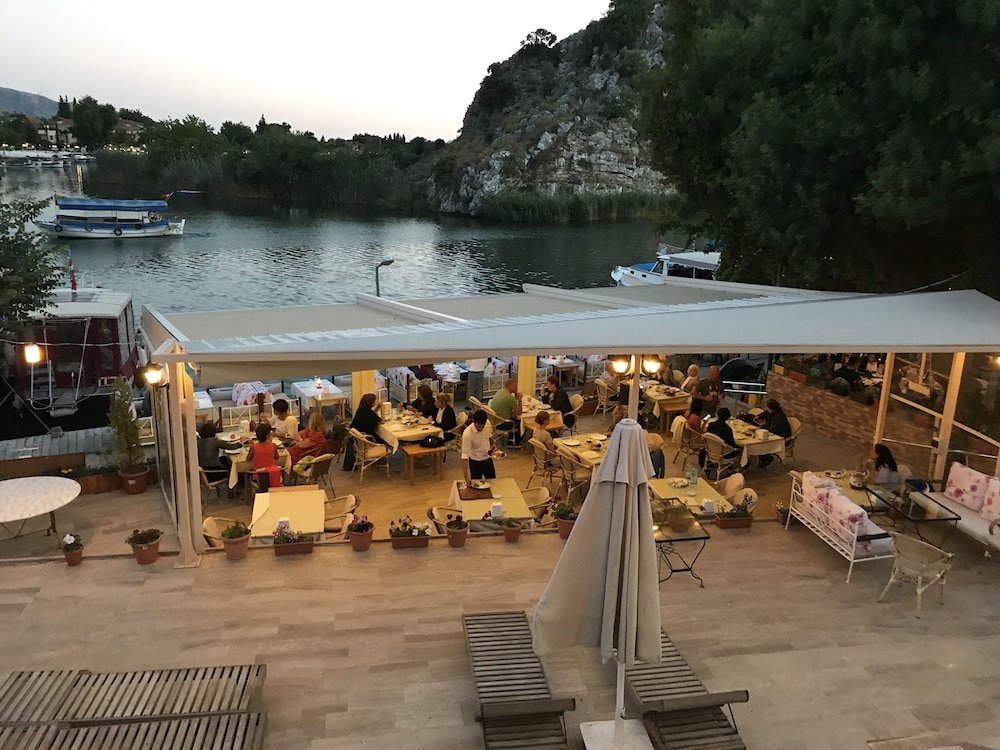Дальян: Palmyra Hotel & Sky Lounge