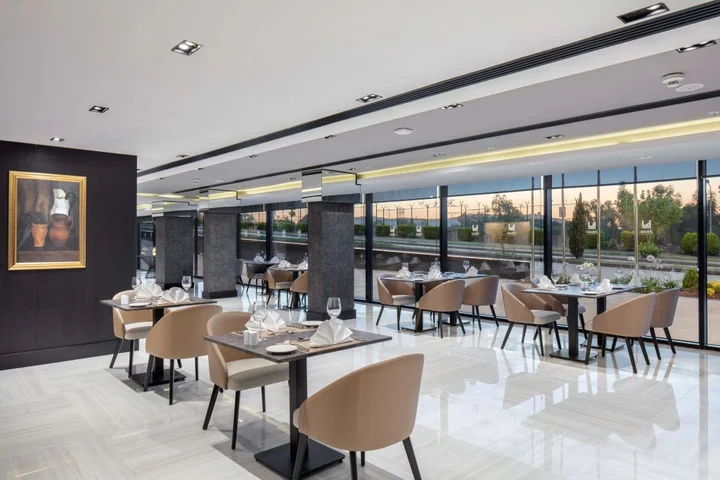 Helvaci: Radisson Hotel Izmir Aliaga