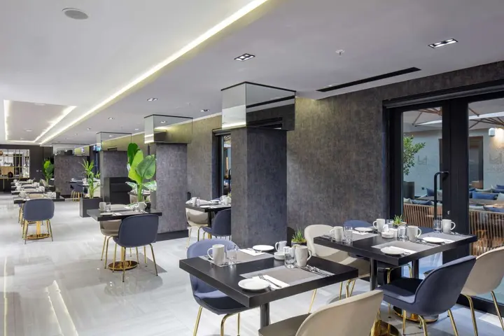 Helvaci: Radisson Hotel Izmir Aliaga
