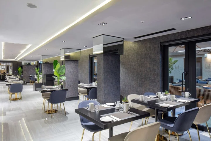 Helvaci: Radisson Hotel Izmir Aliaga