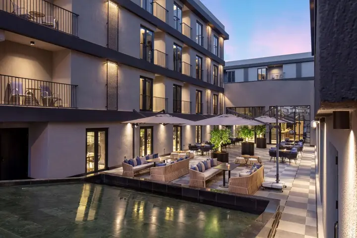 Helvaci: Radisson Hotel Izmir Aliaga