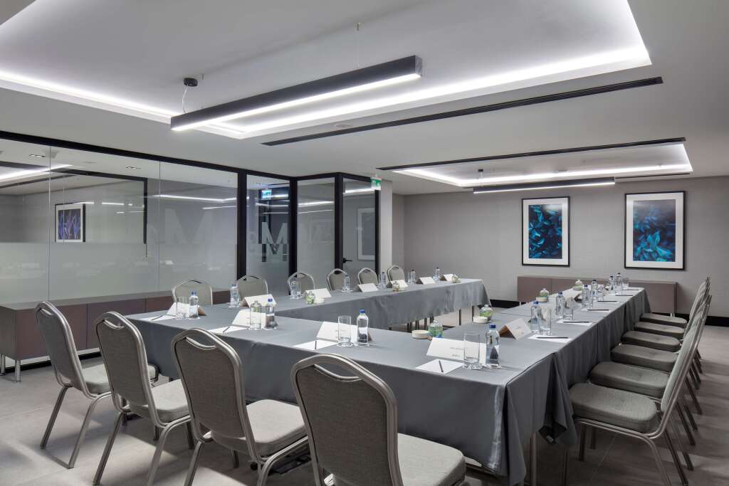 Helvaci: Radisson Hotel Izmir Aliaga