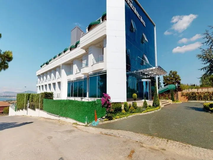 Double Royal Hotel Darica — фото 1