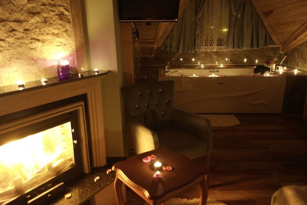 Сайл: Armoni Motel