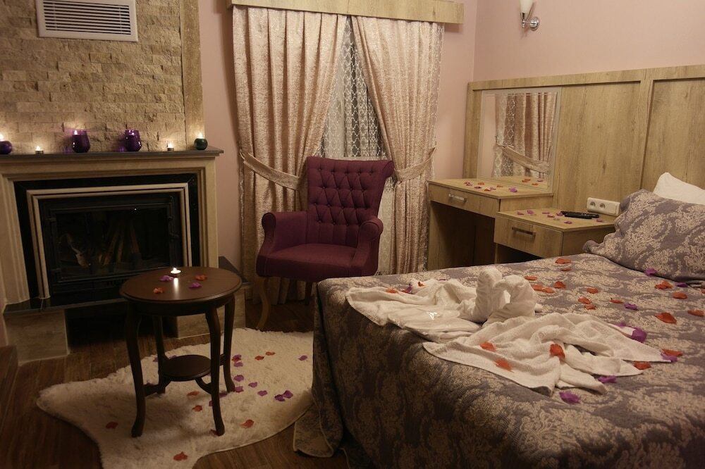 Сайл: Armoni Motel