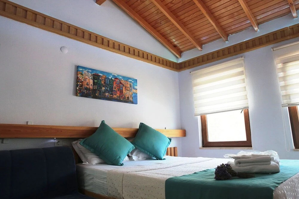 Бозджаада: Athenada Otel