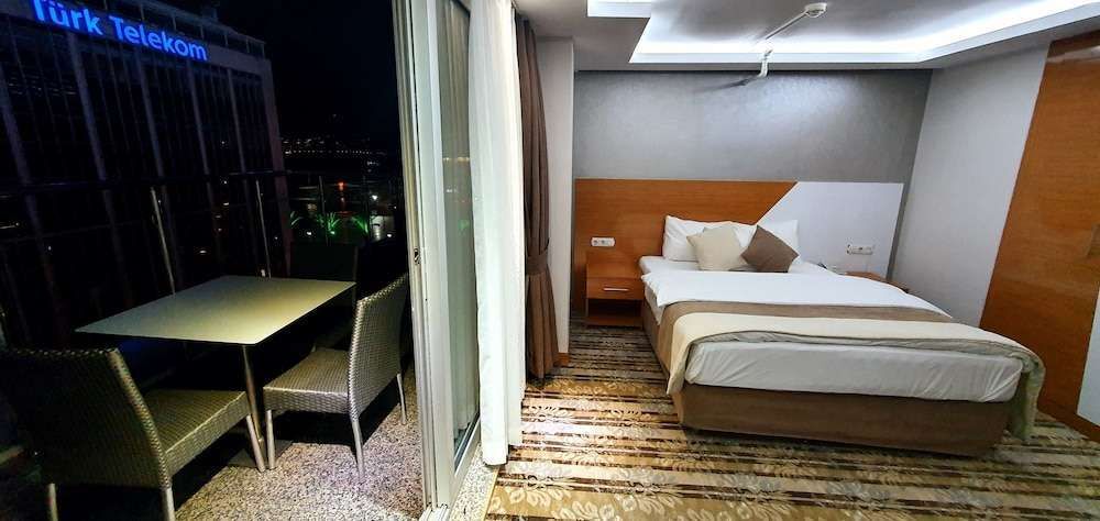 Измир: Hotel Bulvar
