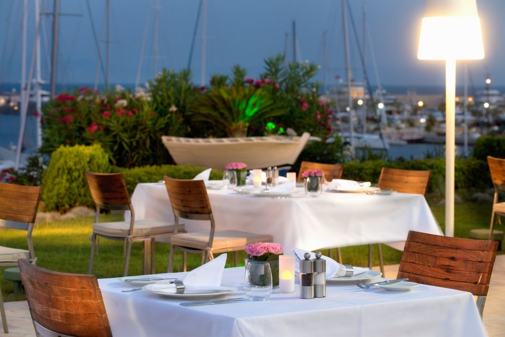 Капикири: Yacht Club