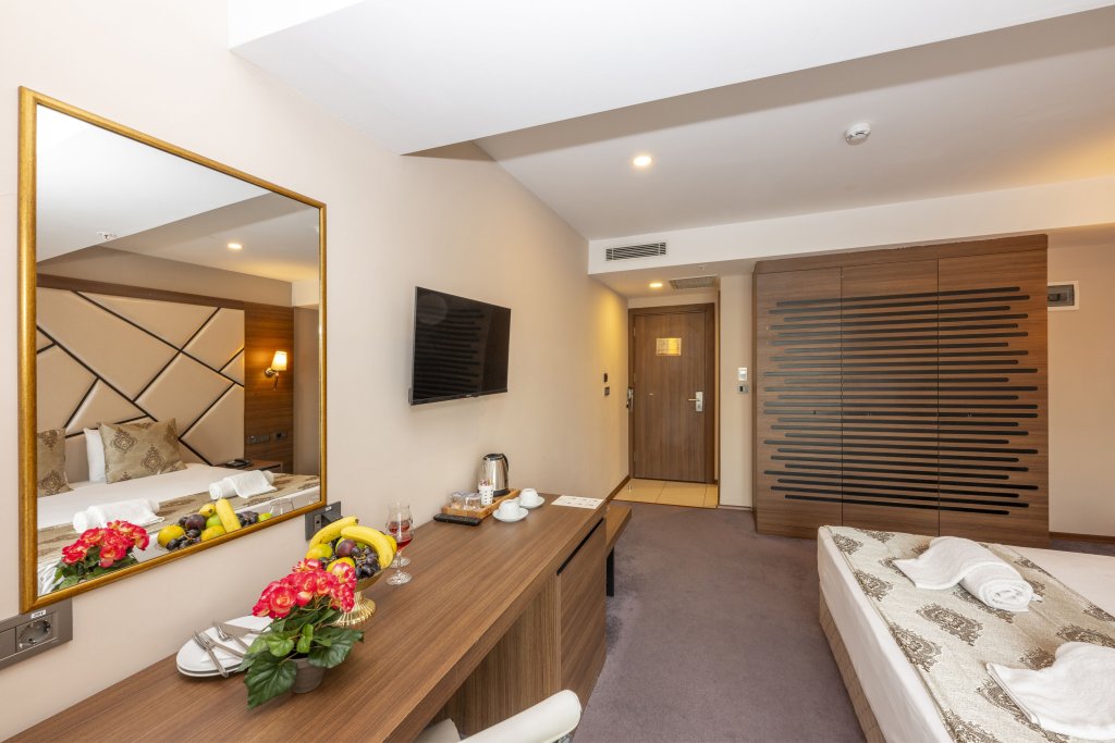 Стамбул: Отель Litros Hotel & Spa